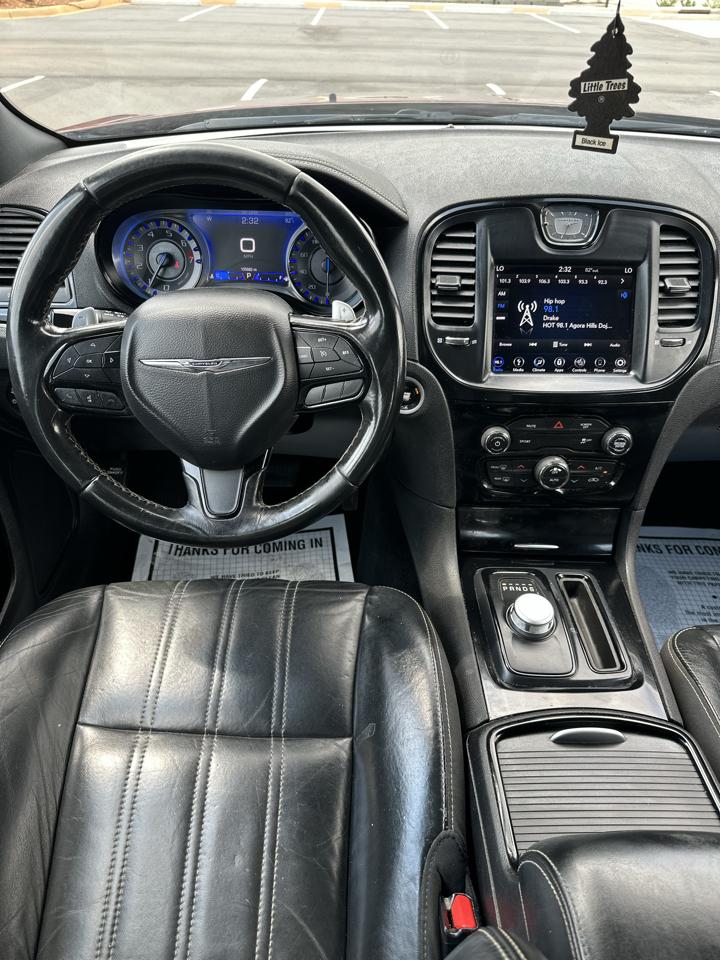 Chrysler 300 S V6 RWD 2019