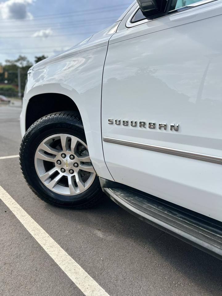Chevrolet Suburban LT 4WD 2016