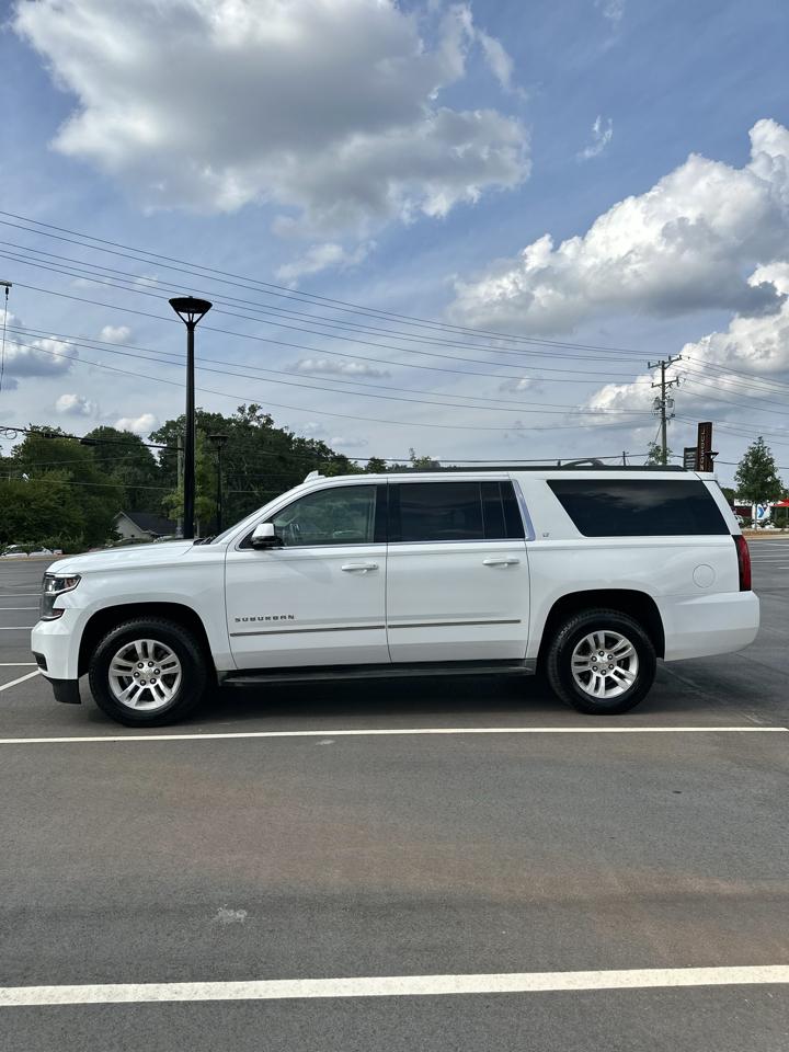 Chevrolet Suburban LT 4WD 2016
