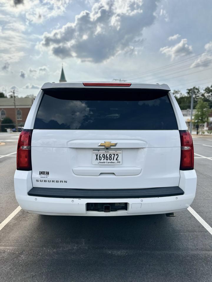 Chevrolet Suburban LT 4WD 2016