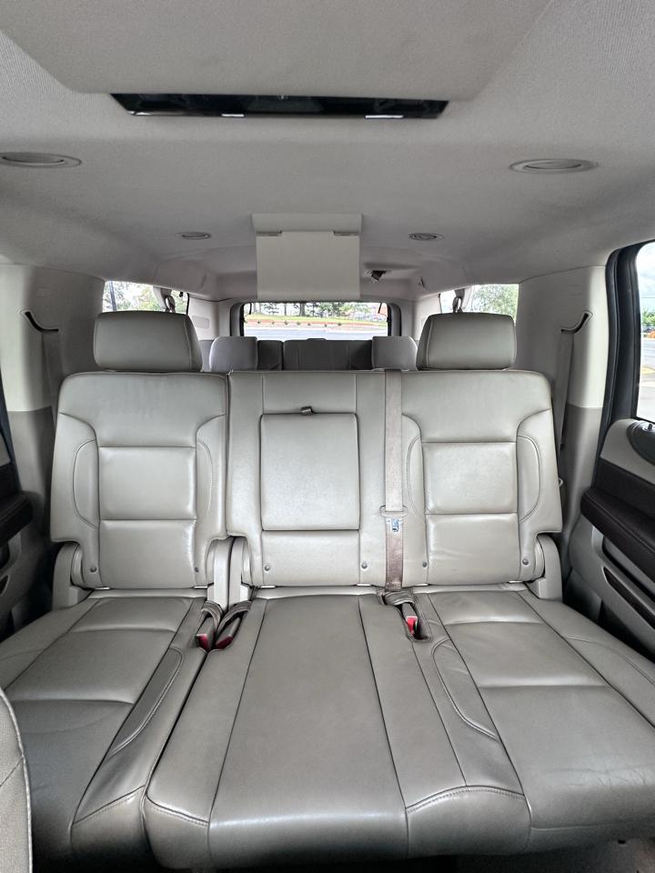 Chevrolet Suburban LT 4WD 2016