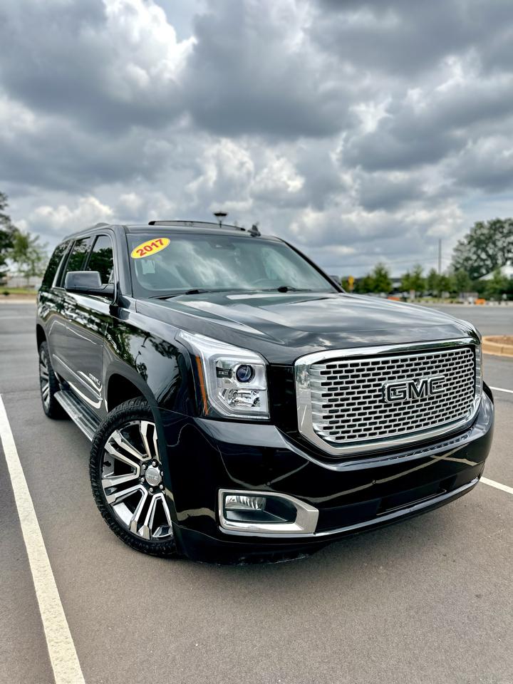GMC Yukon Denali 4WD 2017