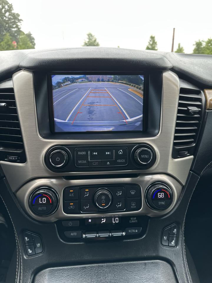 GMC Yukon Denali 4WD 2017