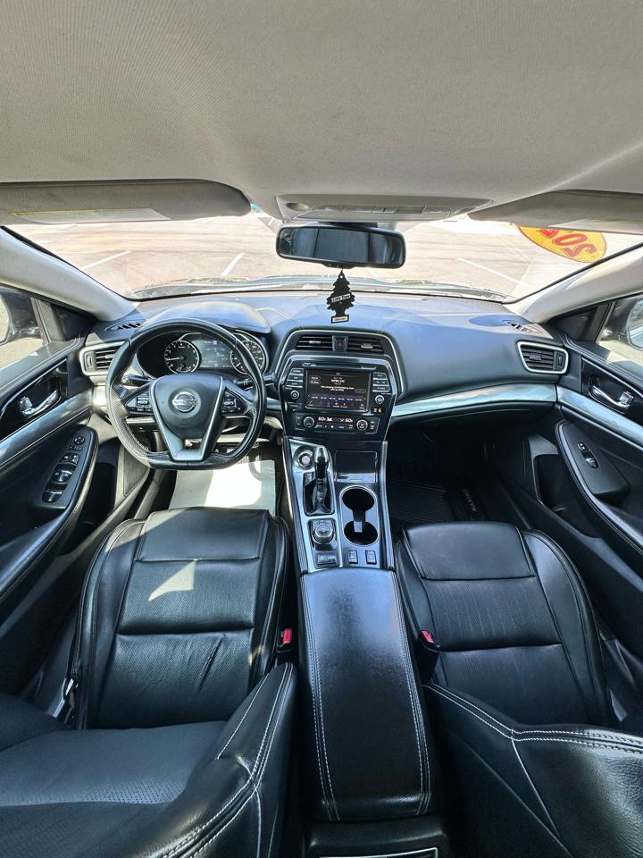 Nissan Maxima 3.5 SV 2020