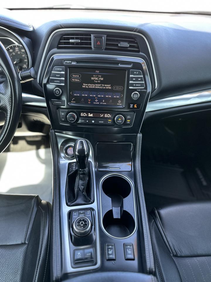 Nissan Maxima 3.5 SV 2020