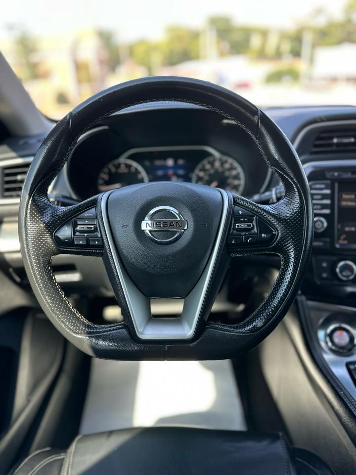 Nissan Maxima 3.5 SV 2020