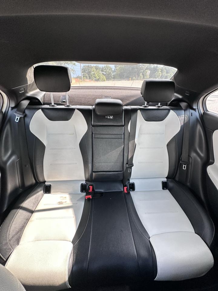 Mercedes-Benz A-Class A 220 4MATIC 2022