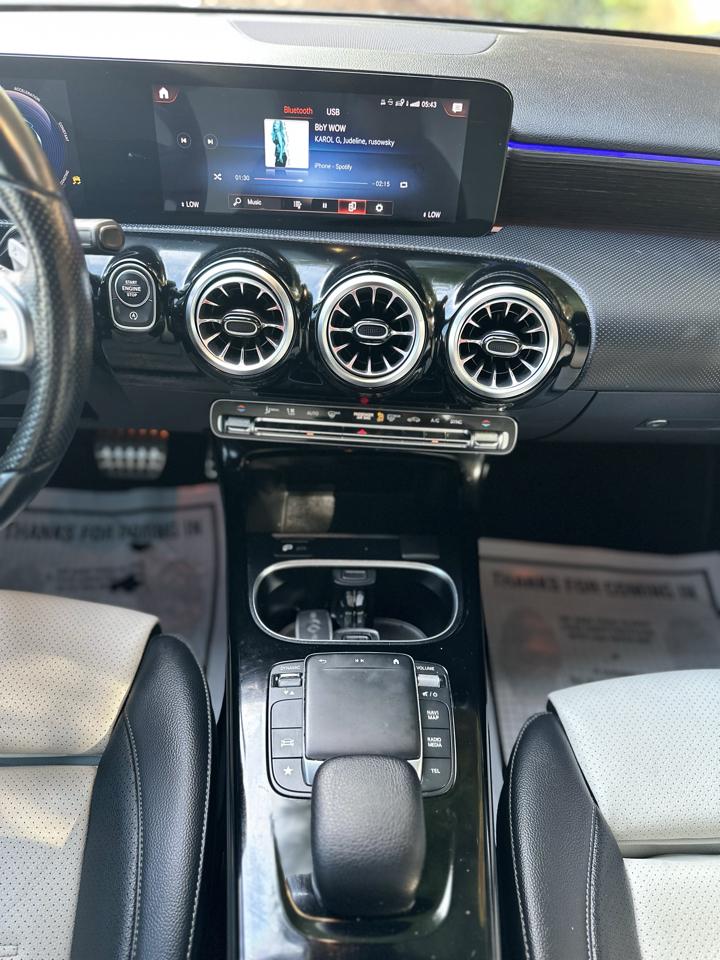 Mercedes-Benz A-Class A 220 4MATIC 2022