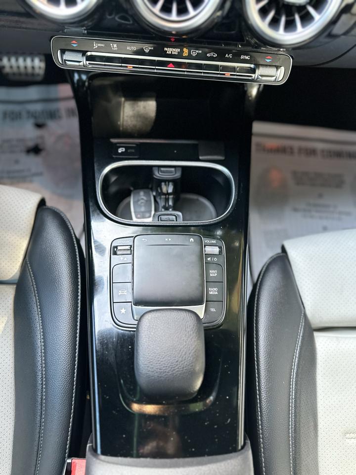 Mercedes-Benz A-Class A 220 4MATIC 2022