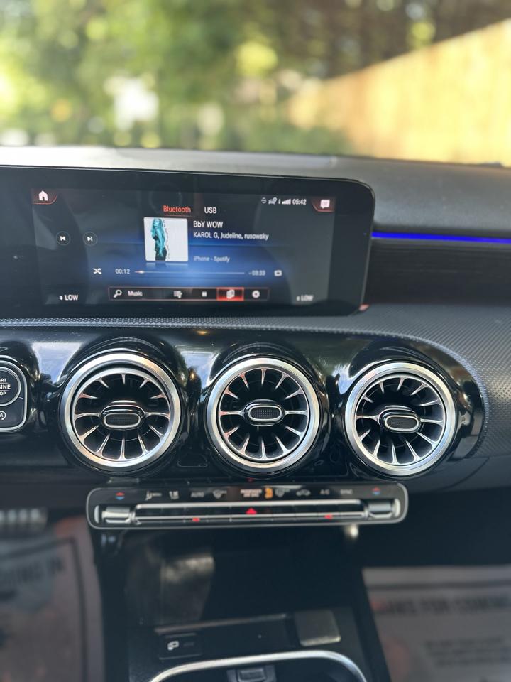 Mercedes-Benz A-Class A 220 4MATIC 2022