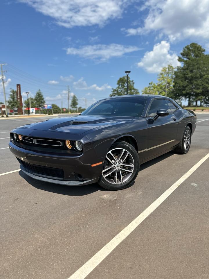 Dodge Challenger SXT AWD 2019