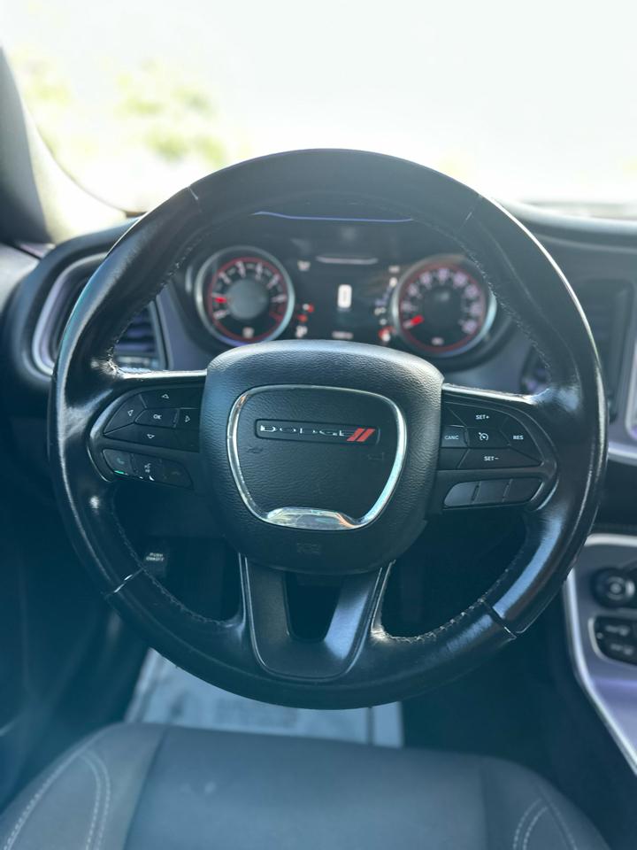 Dodge Challenger SXT AWD 2019