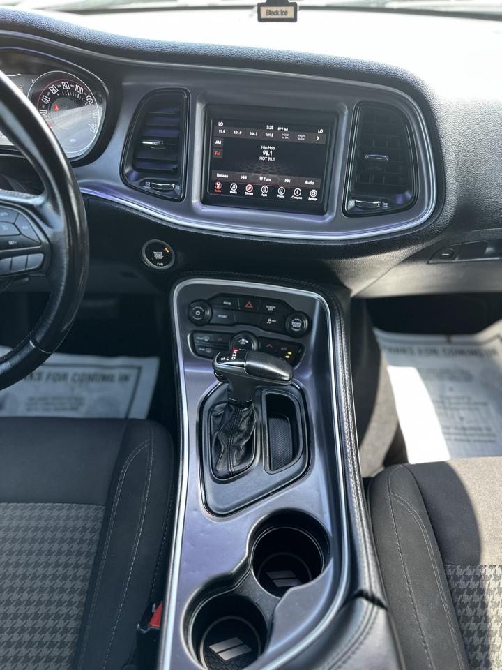 Dodge Challenger SXT AWD 2019