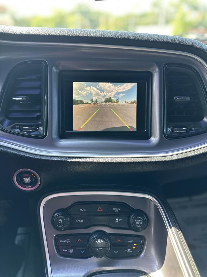 Dodge Challenger SXT AWD 2019