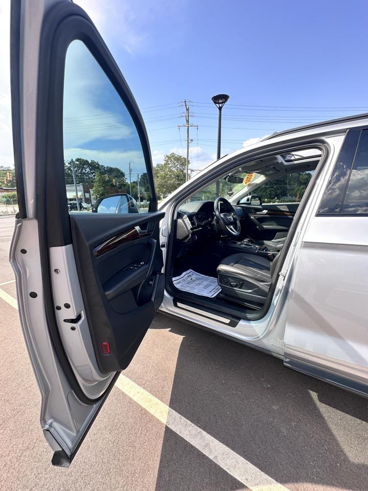 Audi Q5 2.0T Premium Plus quattro 2020