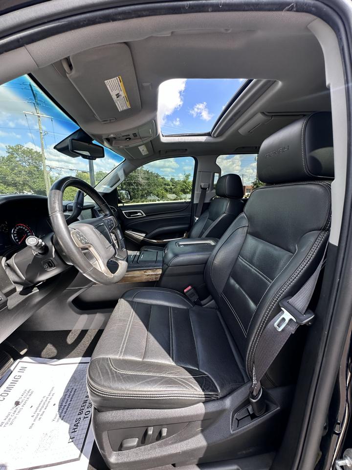 GMC Yukon XL Denali 4WD 2016