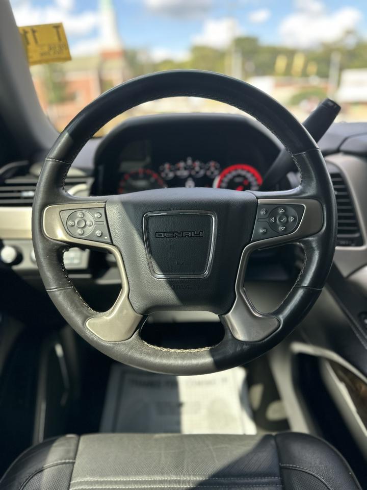GMC Yukon XL Denali 4WD 2016