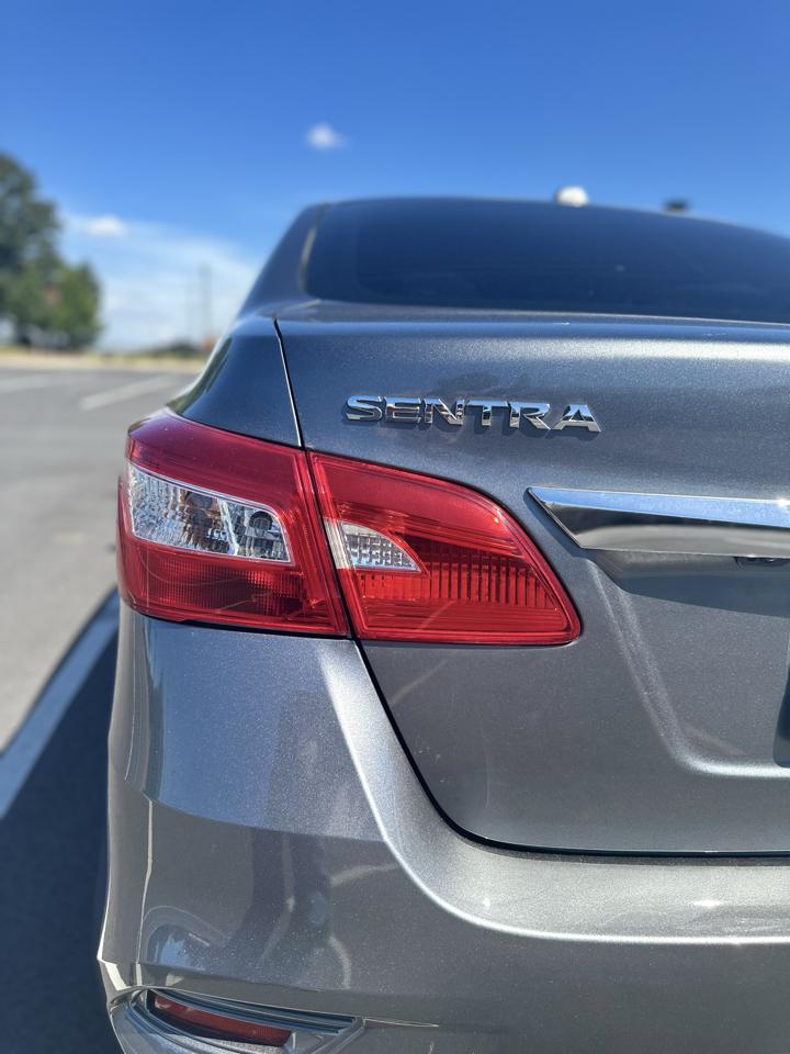 Nissan Sentra S CVT 2018