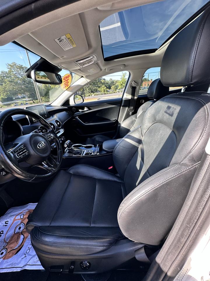 Kia Stinger Premium 2018