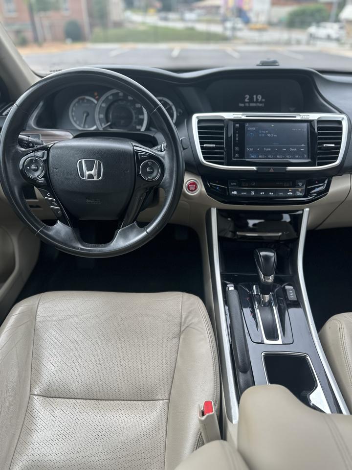 Honda Accord EX-L Sedan CVT 2016
