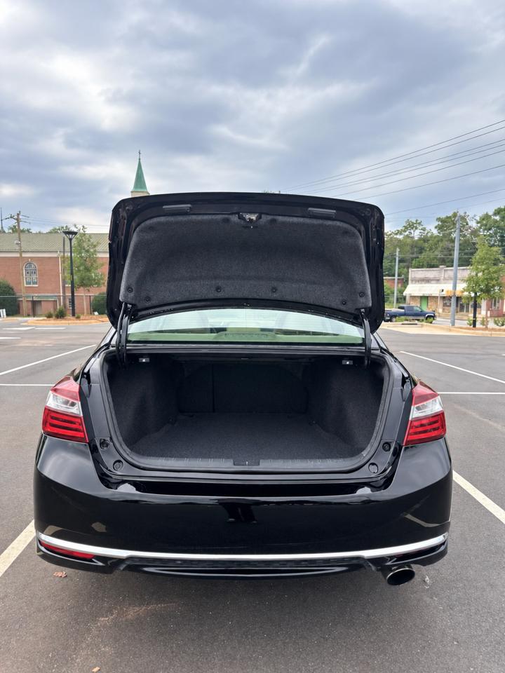 Honda Accord EX-L Sedan CVT 2016