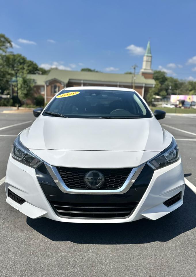 Nissan Versa S CVT 2020