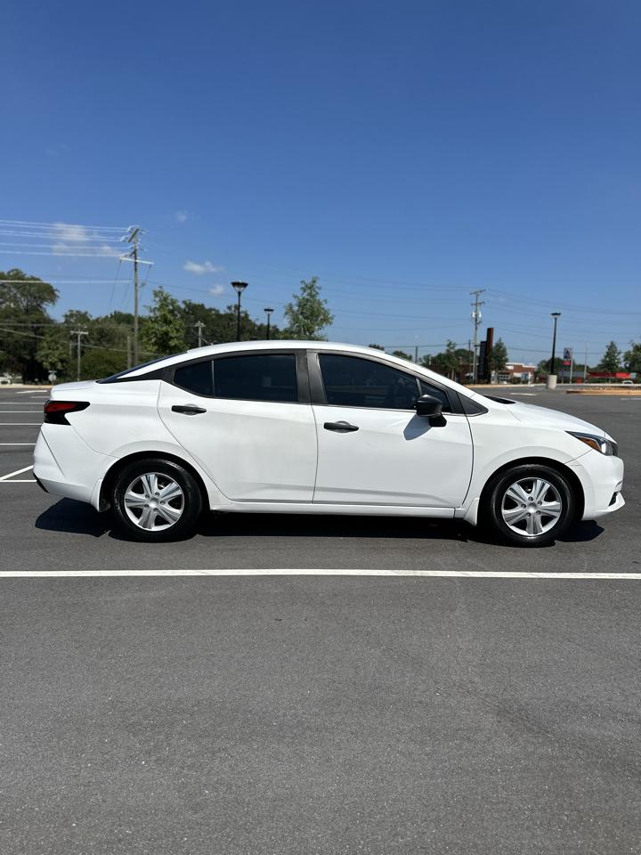 Nissan Versa S CVT 2020