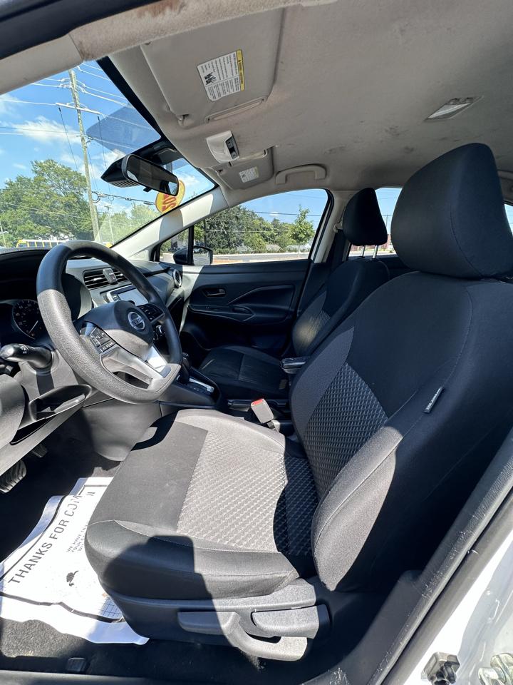 Nissan Versa S CVT 2020