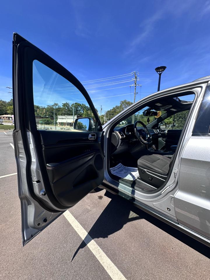 Jeep Grand Cherokee Laredo 4WD 2016