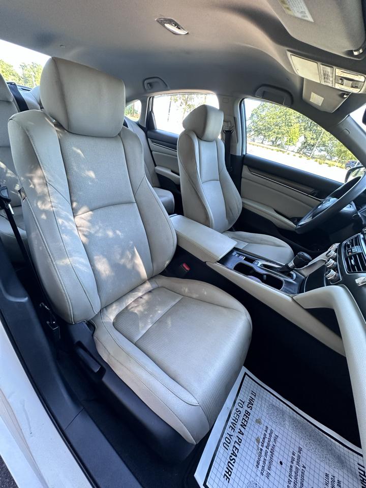 Honda Accord LX CVT 2019