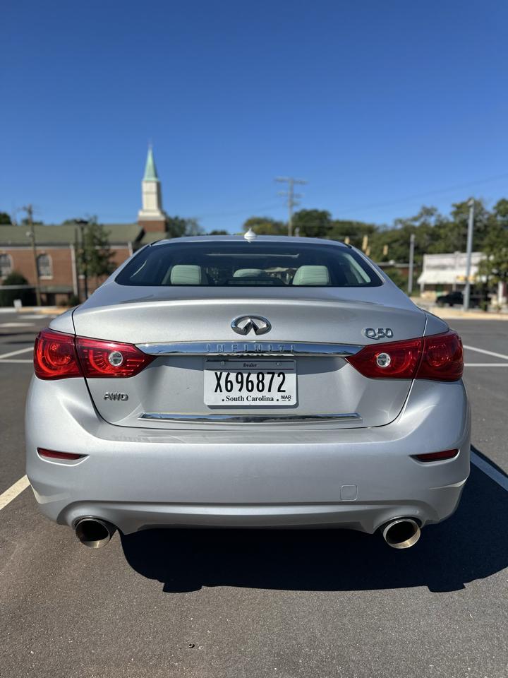 Infiniti Q50 Base AWD 2015