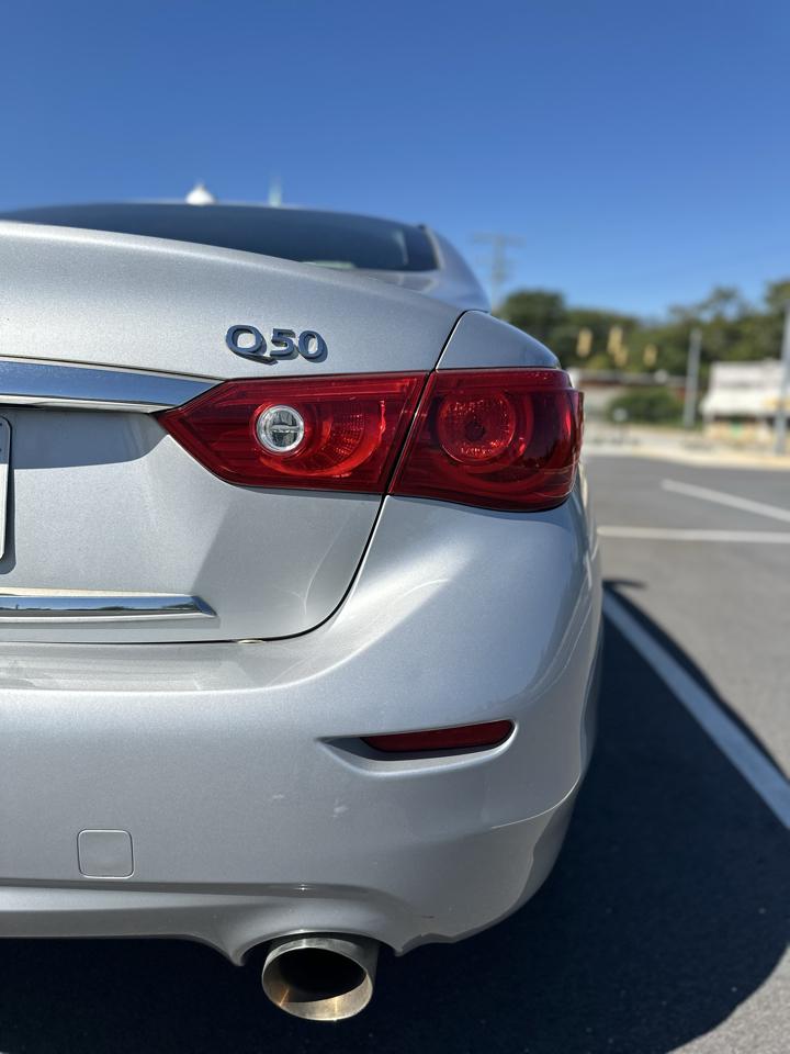 Infiniti Q50 Base AWD 2015
