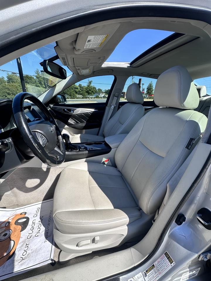 Infiniti Q50 Base AWD 2015
