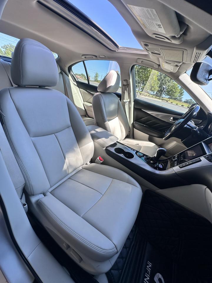 Infiniti Q50 Base AWD 2015