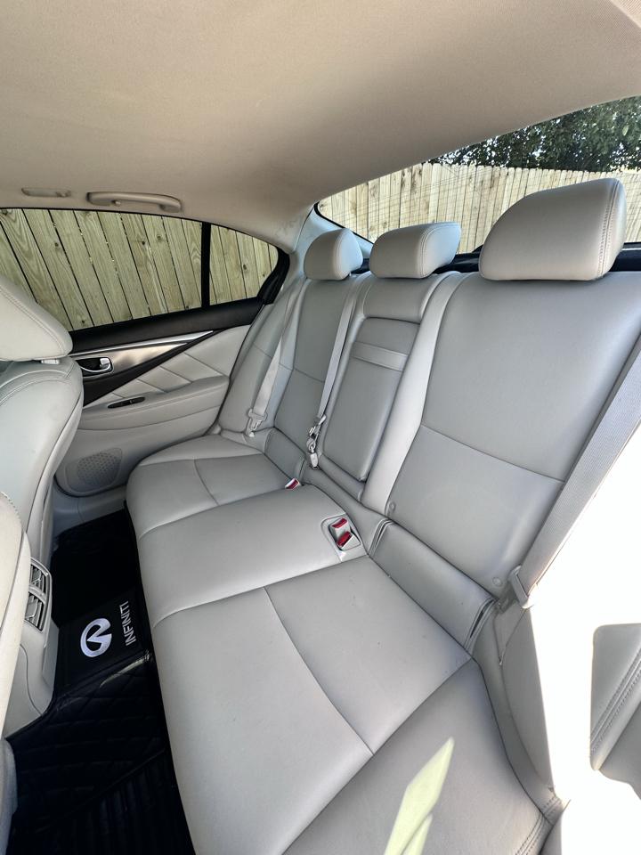 Infiniti Q50 Base AWD 2015