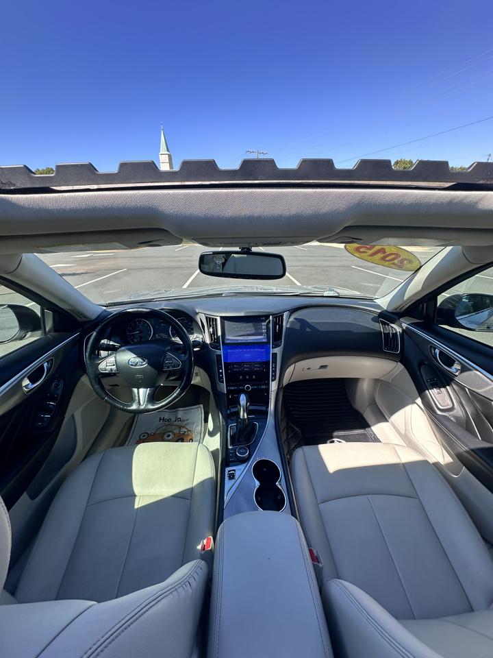 Infiniti Q50 Base AWD 2015