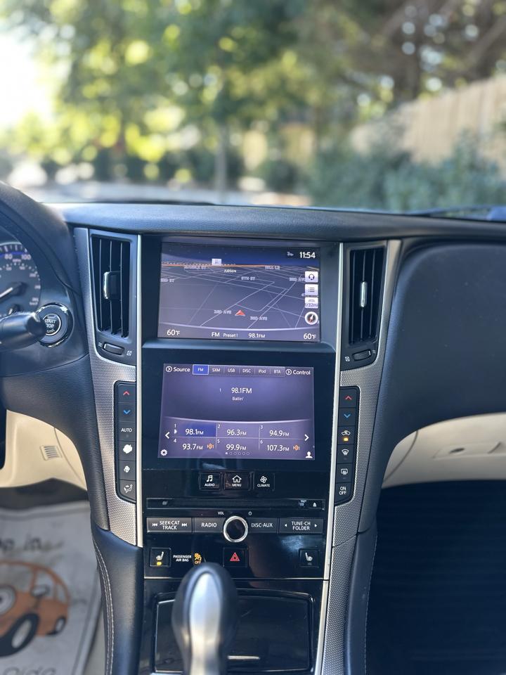 Infiniti Q50 Base AWD 2015