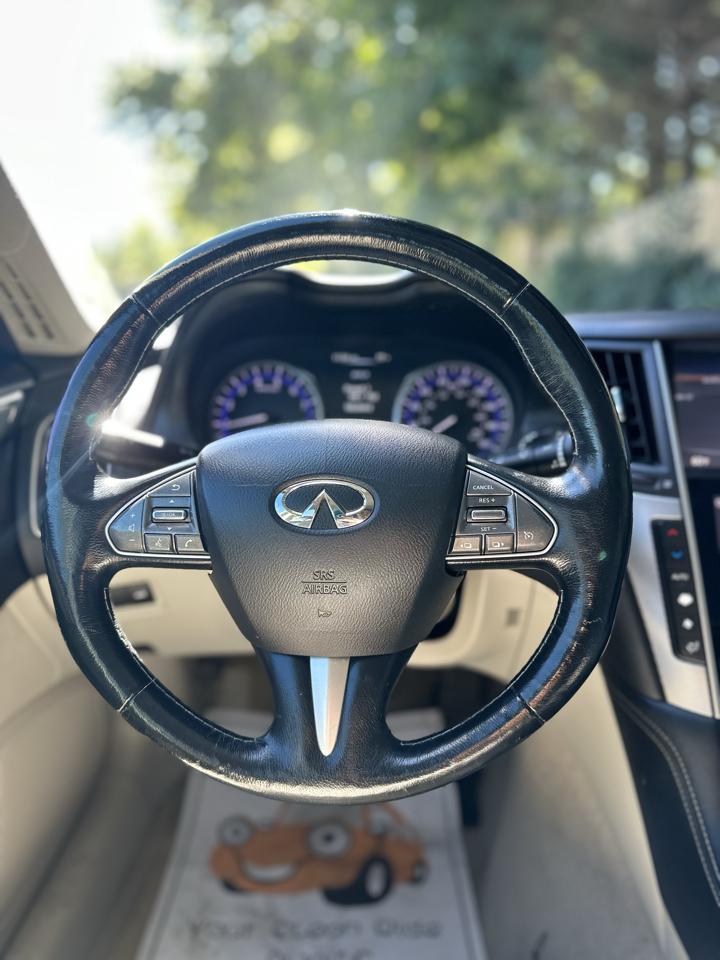 Infiniti Q50 Base AWD 2015