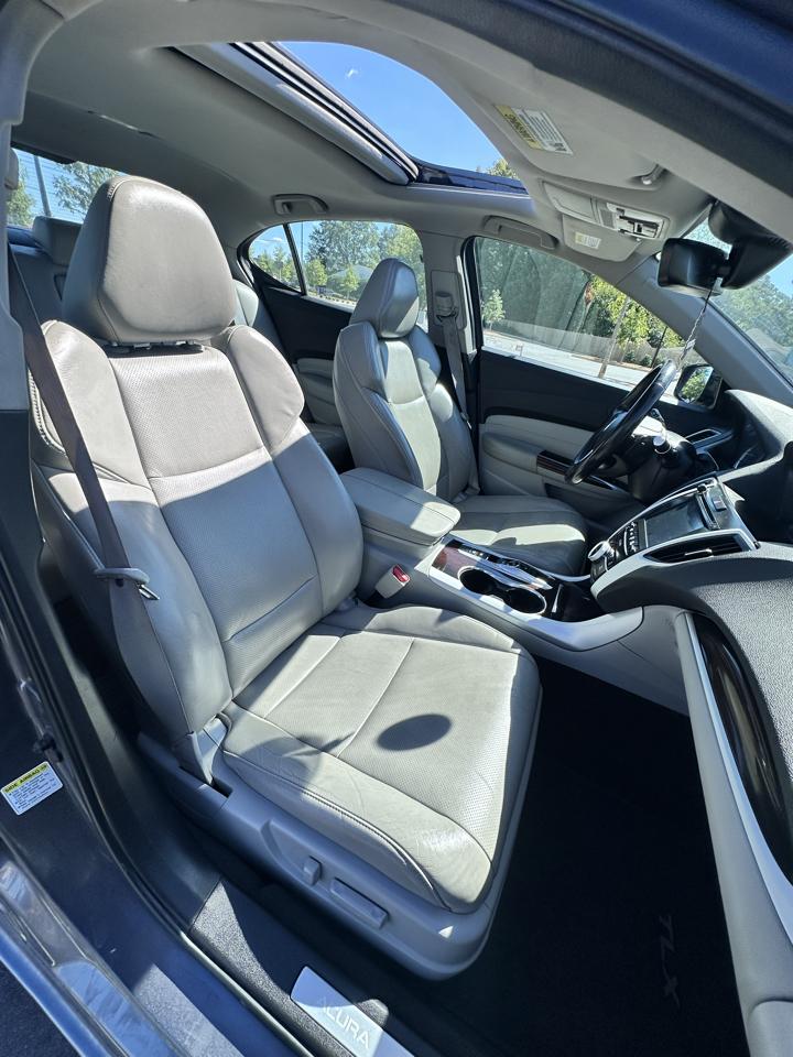 Acura TLX 9-Spd AT w/Technology Package 2017