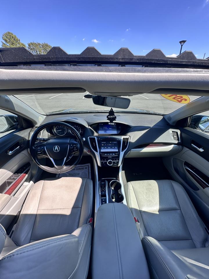 Acura TLX 9-Spd AT w/Technology Package 2017