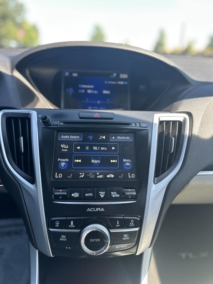 Acura TLX 9-Spd AT w/Technology Package 2017