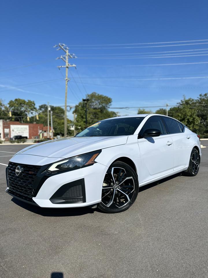 Nissan Altima 2.5 SR 2023