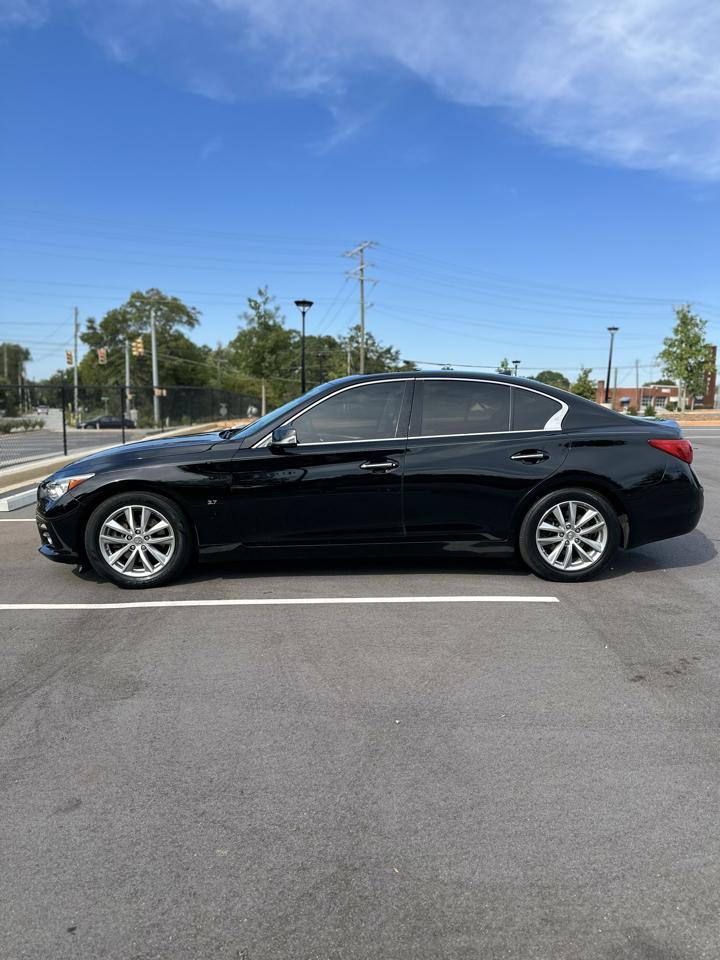 Infiniti Q50 Base 2015
