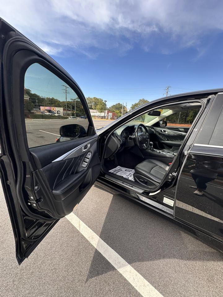 Infiniti Q50 Base 2015
