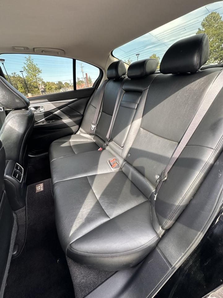 Infiniti Q50 Base 2015