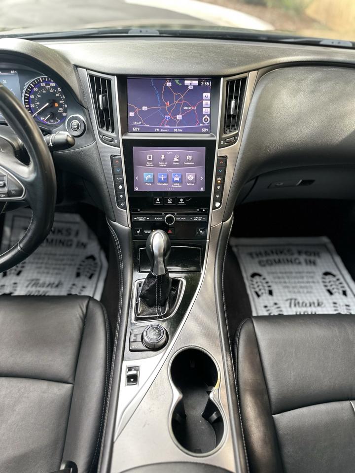 Infiniti Q50 Base 2015