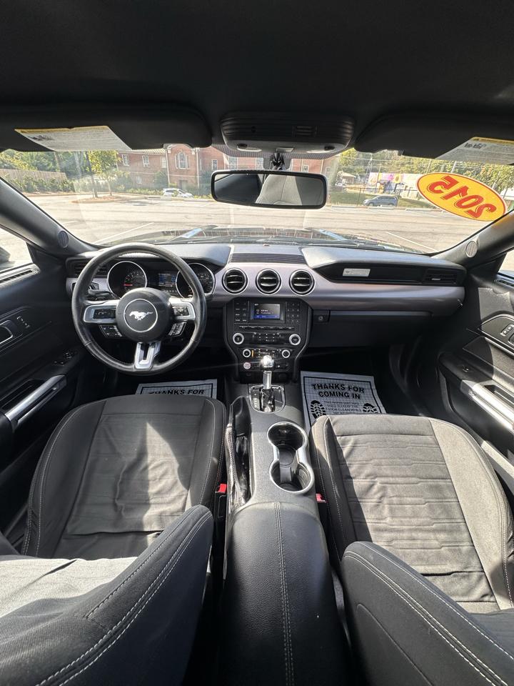 Ford Mustang EcoBoost Coupe 2015