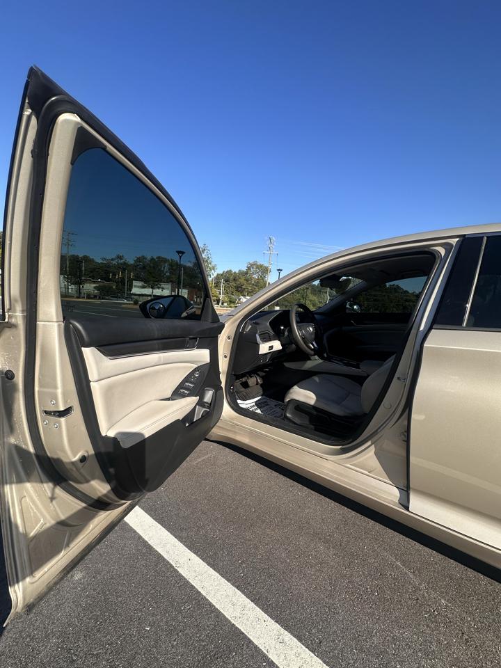 Honda Accord LX CVT 2020