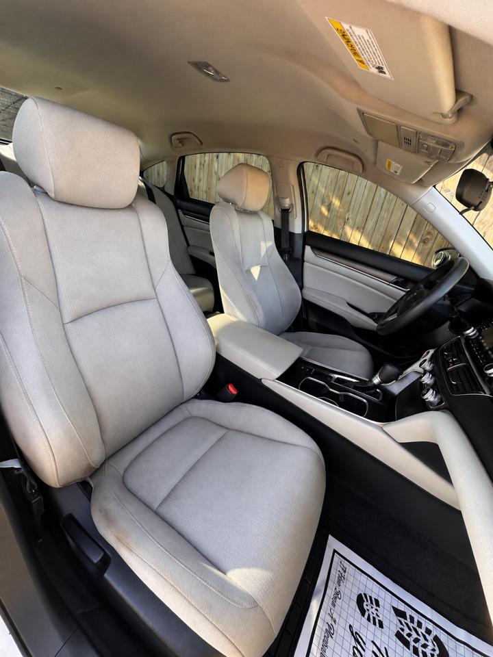 Honda Accord LX CVT 2020