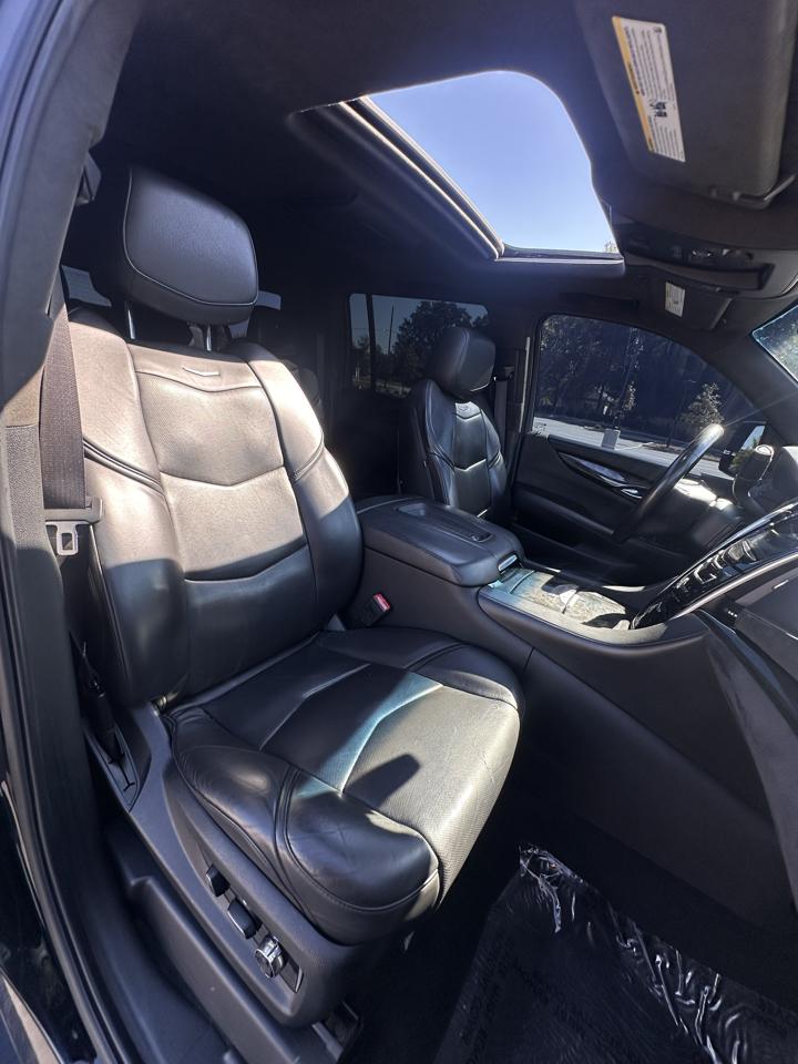 Cadillac Escalade ESV Platinum 4WD 2020
